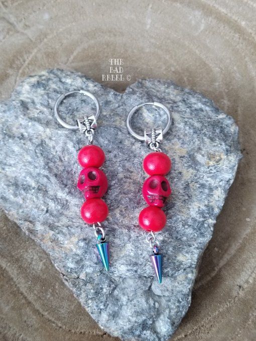 Original Boucle d'oreilles Creole !! SKULL POINT !! Pearls Howlite Rouge et Argente Long T 7cm x 1.5