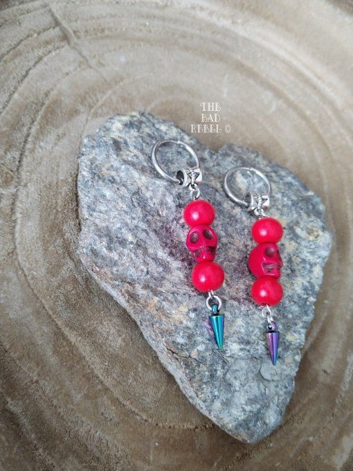 Original Boucle d'oreilles Creole !! SKULL POINT !! Pearls Howlite Rouge et Argente Long T 7cm x 1.5