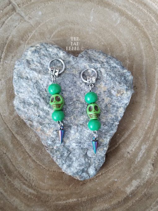 Original Boucle d'oreilles Creole !! SKULL POINT !! Pearls Howlite Vert et Argente Long T 7cm x 1.5