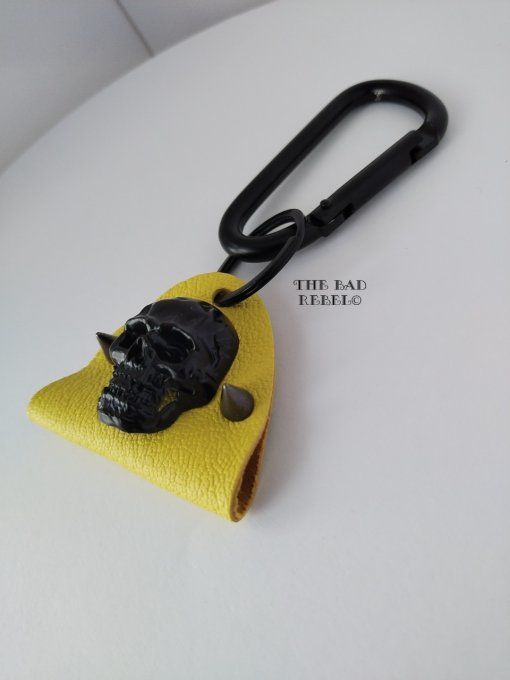 Original Porte-Cles Homme !! SKULLY SPIKE !! Tete de mort noir cuir jaune spikes en gun metal   - Co