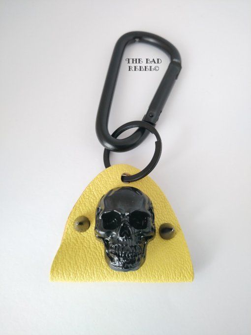 Original Porte-Cles Homme !! SKULLY SPIKE !! Tete de mort noir cuir jaune spikes en gun metal   - Co